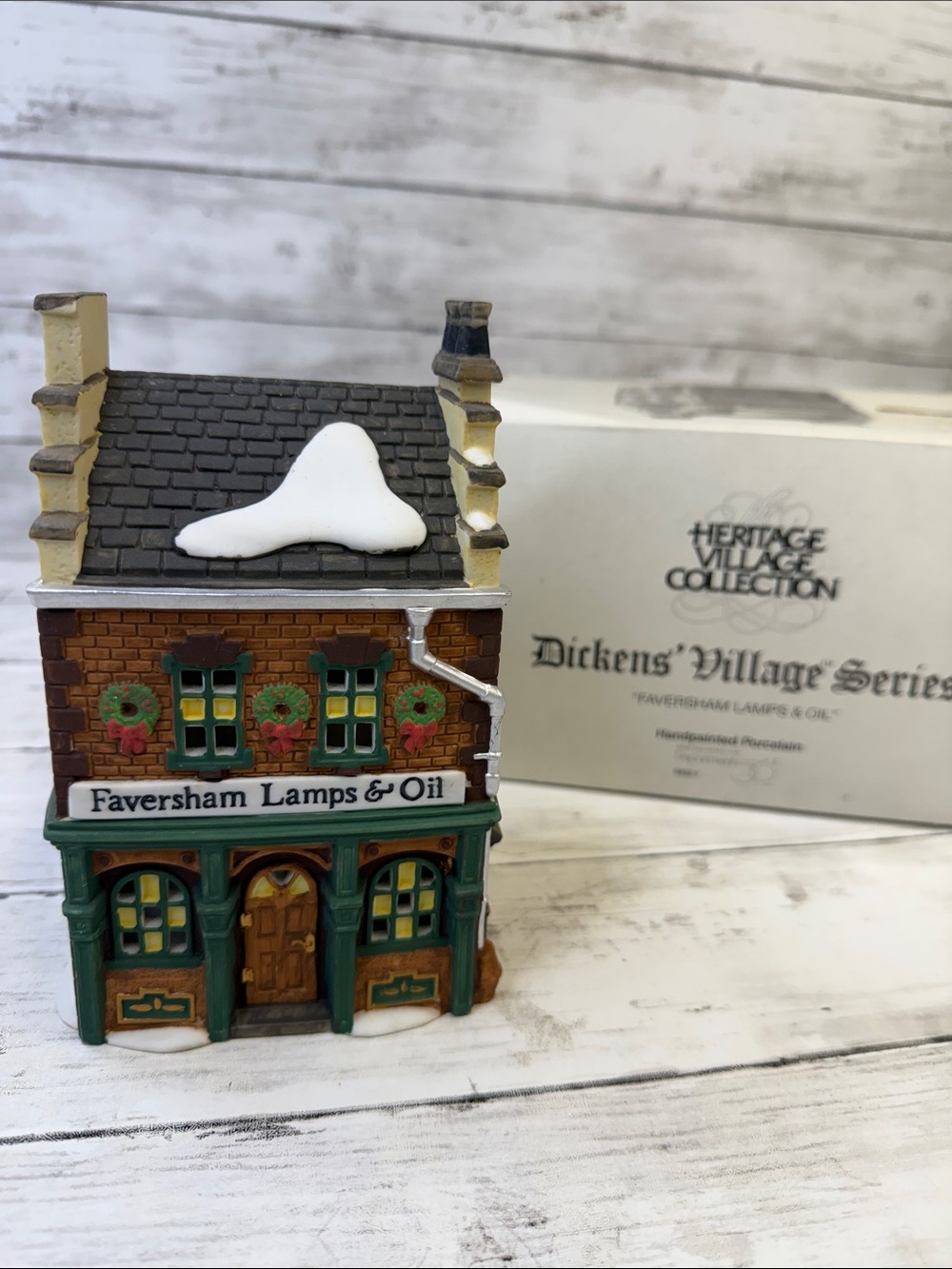 Dept 56 Dickens Village Series “Faversham Lamps and Oil “Heritage Village 5832-7
